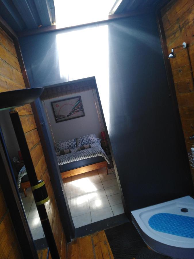 Xenia Bed & Breakfast Віндгук Екстер'єр фото