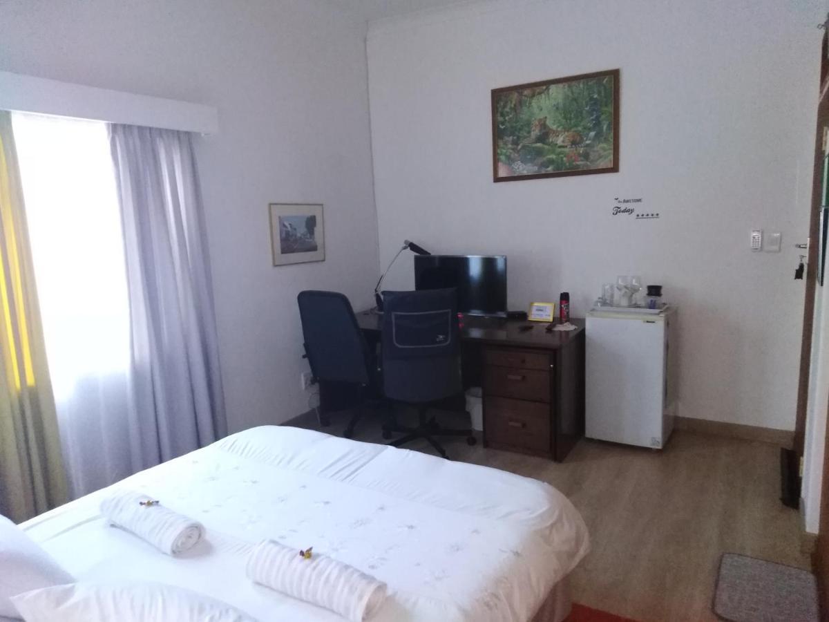 Xenia Bed & Breakfast Віндгук Екстер'єр фото